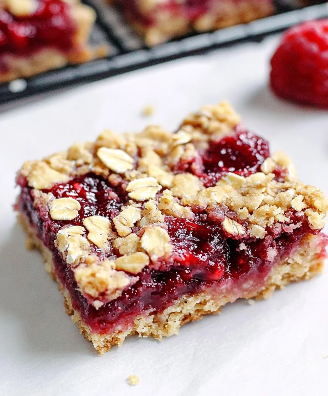 Raspberry Oatmeal Bars